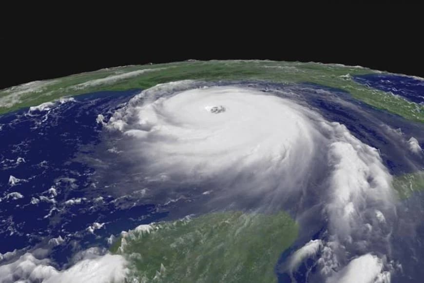 Northern Territory and Far North Queensland warned for tropical cyclone