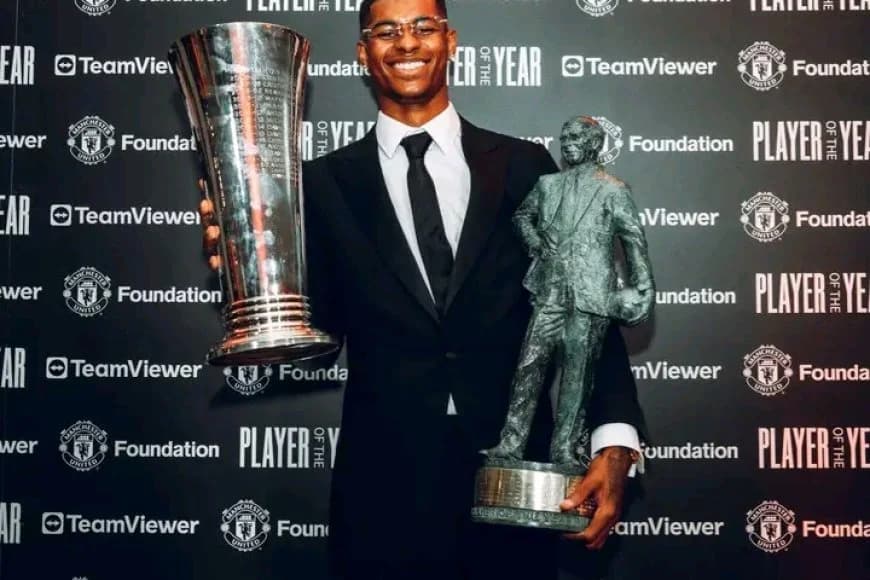 Marcus Rashford yahigitse bagenzi be ku gihembo cy'umukinnyi mwiza muri Manchester United