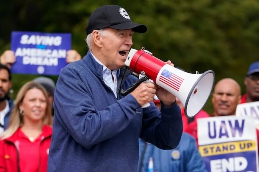 Perezida Joe Biden yitabiriye imyigaragambyo