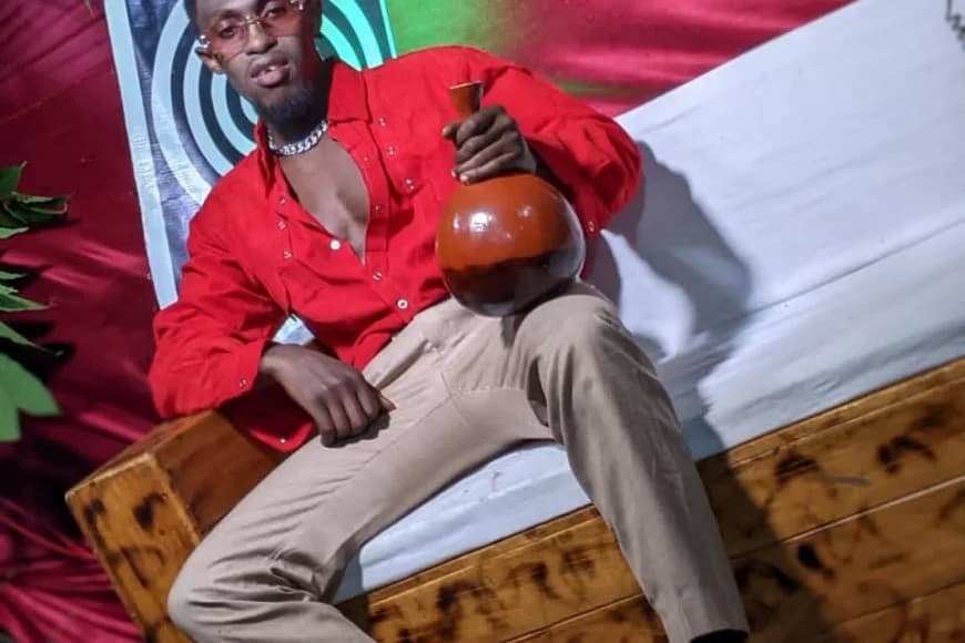Umuhanzi Colo Boy yasohoye indirimbo nshya, ateguza ibitaramo muri iyi mpeshyi