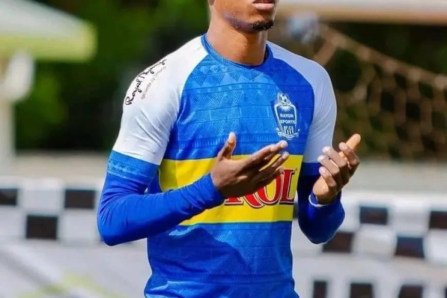 Rayon Sports yihanganishije Ndizeye Samuel wapfushije umugore we