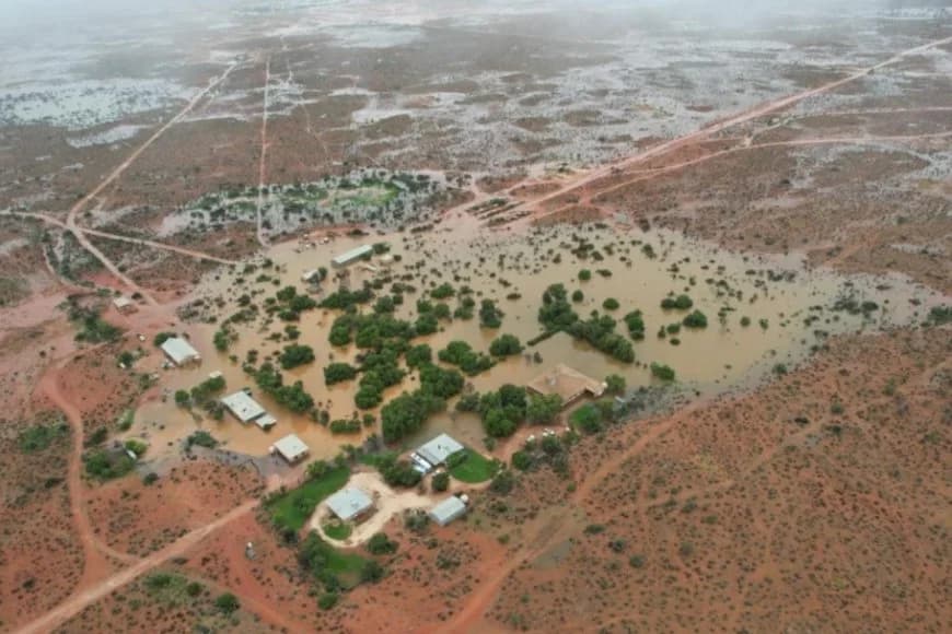 WA: Family of seven missing in dangerous floods found