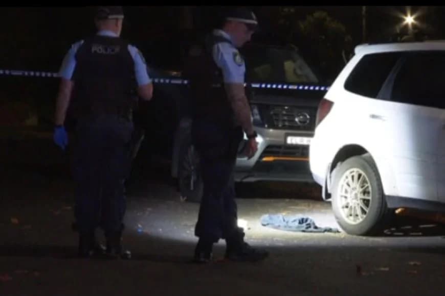 Sydney: Ingimbi y'imyaka 16 yatawe muri yombi ishinjwa gutera icyuma mugenzi we