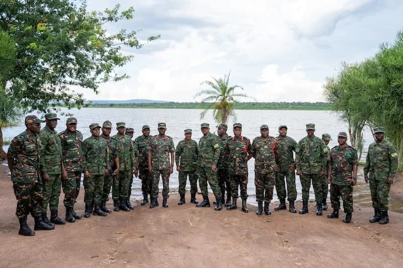 RDF, Tanzania People's Defence Forces meet