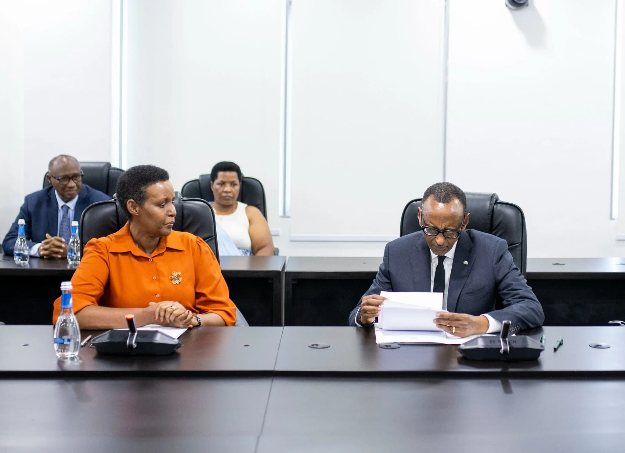 Paul Kagame Submits Presidential Candidature