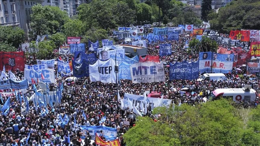 Argentina at a Crossroads: Milei's Economic Reforms Amidst Turmoil