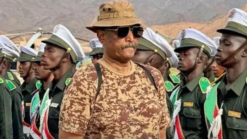 Perezida w'Inzibacyuho wa Sudan yarokotse igitero cyagabwe aho yarari
