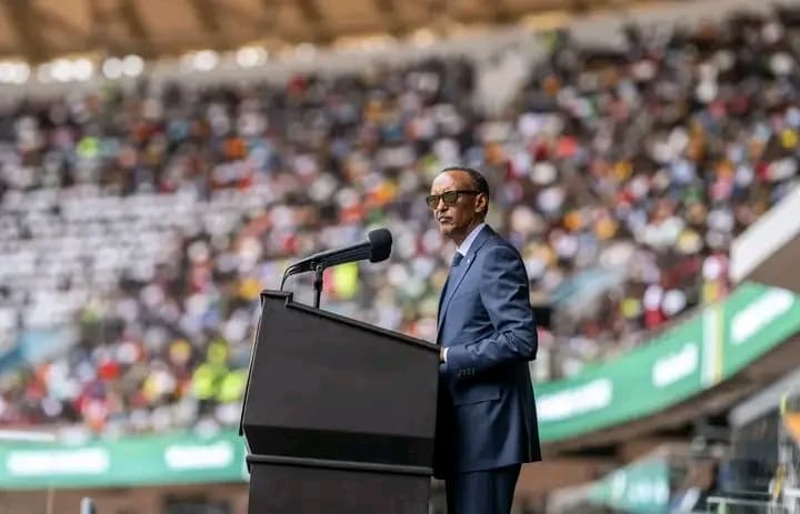 Perezida Kagame yibukije Urubyiruko ko arirwo rugomba kurinda u Rwanda #KWIBOHORA30
