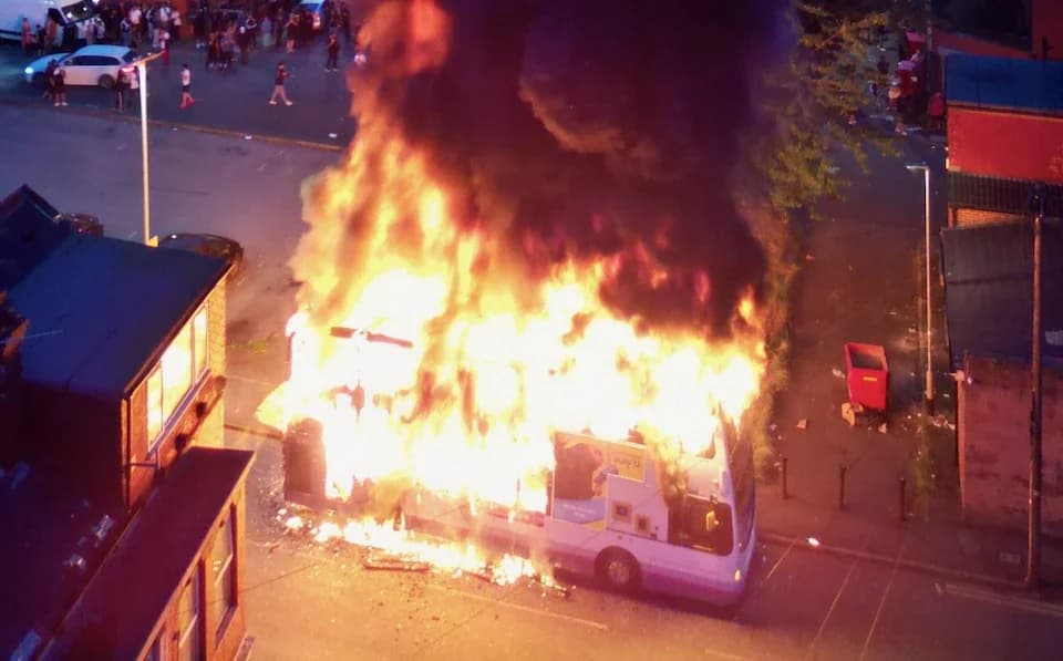 Challenges Facing UK Police in Leeds Amidst Rising Tensions