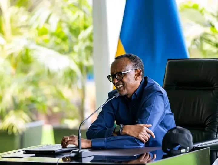 Perezida wa Repubulika y’u Rwanda, Paul Kagame, yahishuye ko Leta ya Uganda yashatse kuburizamo urugamba rw’Ingabo za RPA-Inkotanyi rwo kubohora u Rwanda