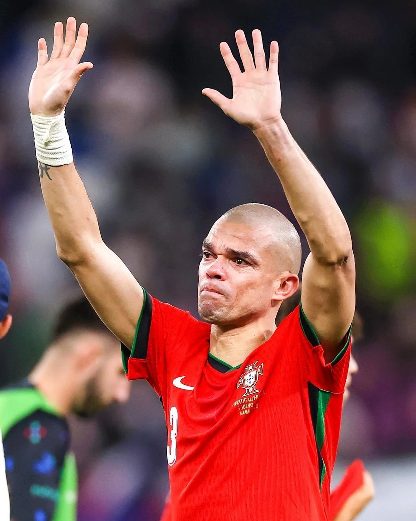 FOOTBALL: Legend Pepe retires from professional football