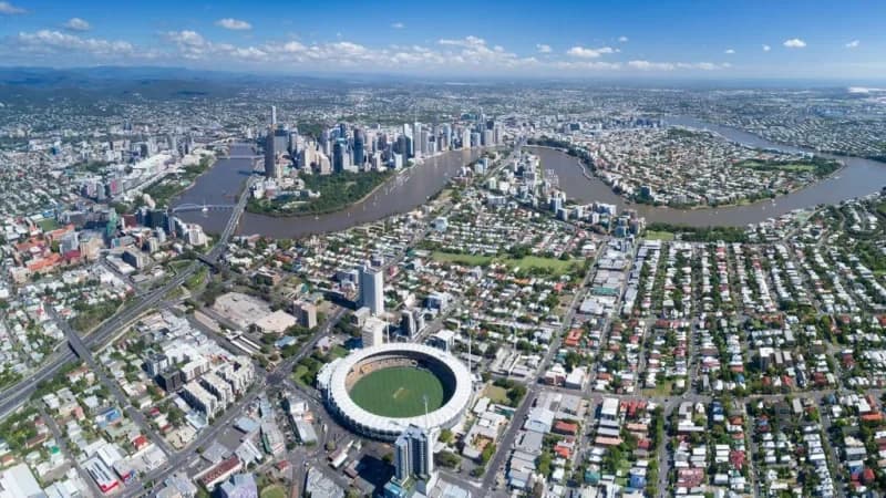 Brisbane Sets New Record for Home Prices: Experts Predict Long-Term Superiority Over Melbourne