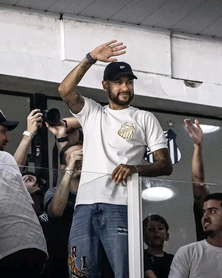 Santos FC Welcomes Neymar Back to the Pitch with Heartfelt Message