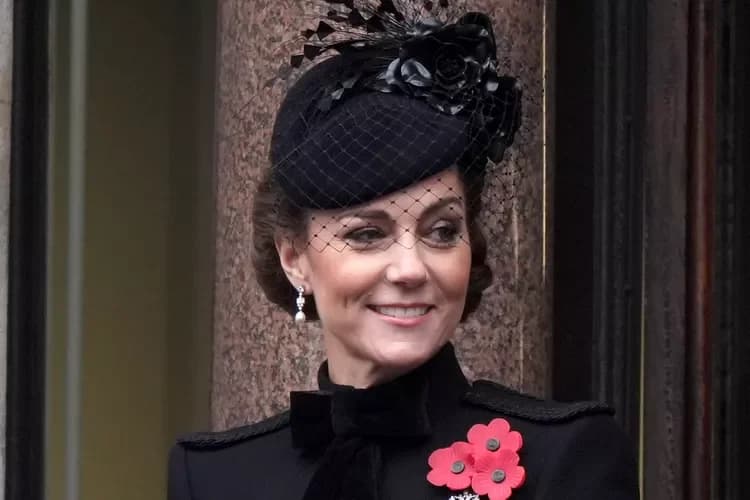 Princess of Wales Joins Royals at Cenotaph for Remembrance Sunday Service, Marking Her Return to Public Duties