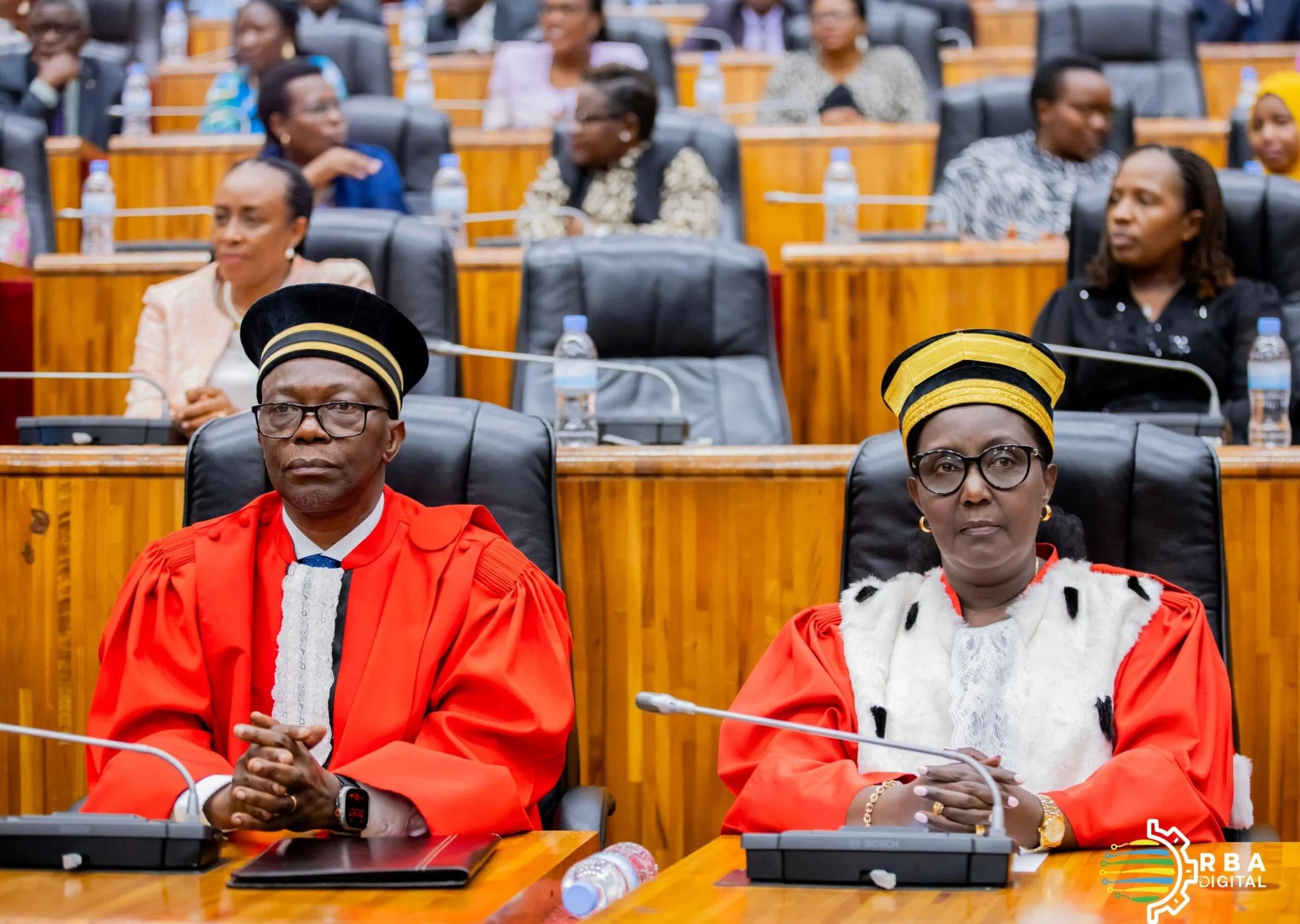 Perezida Kagame yakiriye indahiro z'abayobozi b'Urukiko rw'Ikirenga