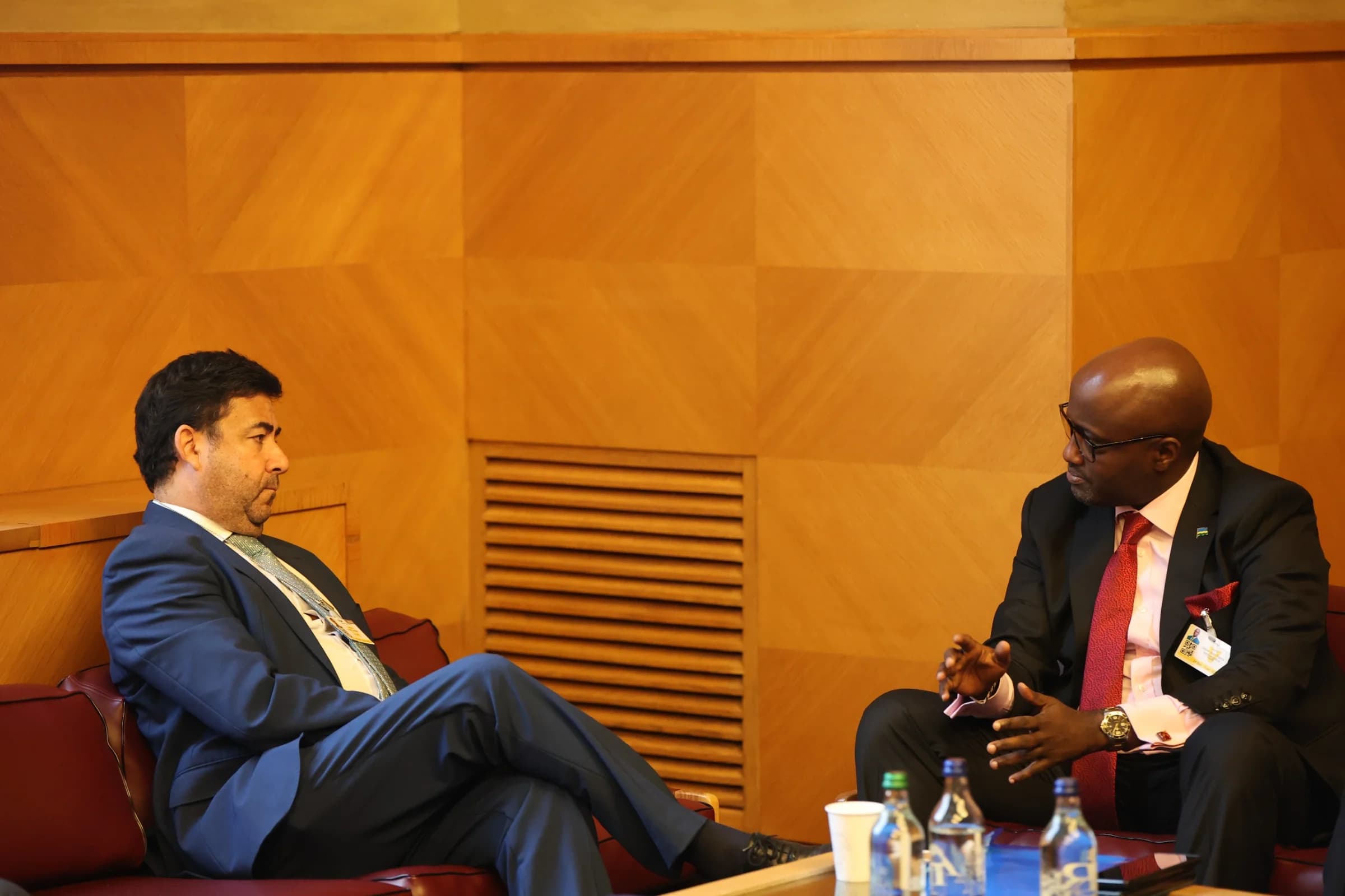 Minister Nduhungirehe, Portugal’s Secretary of State for Foreign Affairs Discuss Regional Security