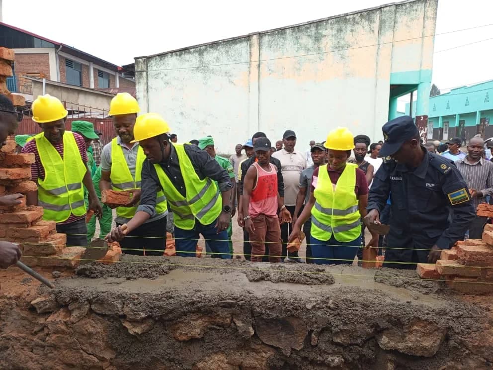 Government launches rehabilitation activities for properties affected by DR Congo shelling