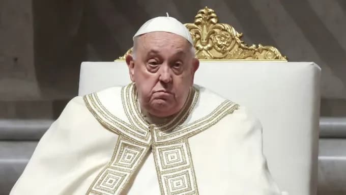 Pope Francis Shows Positive Response to Treatment Amid Health Struggles