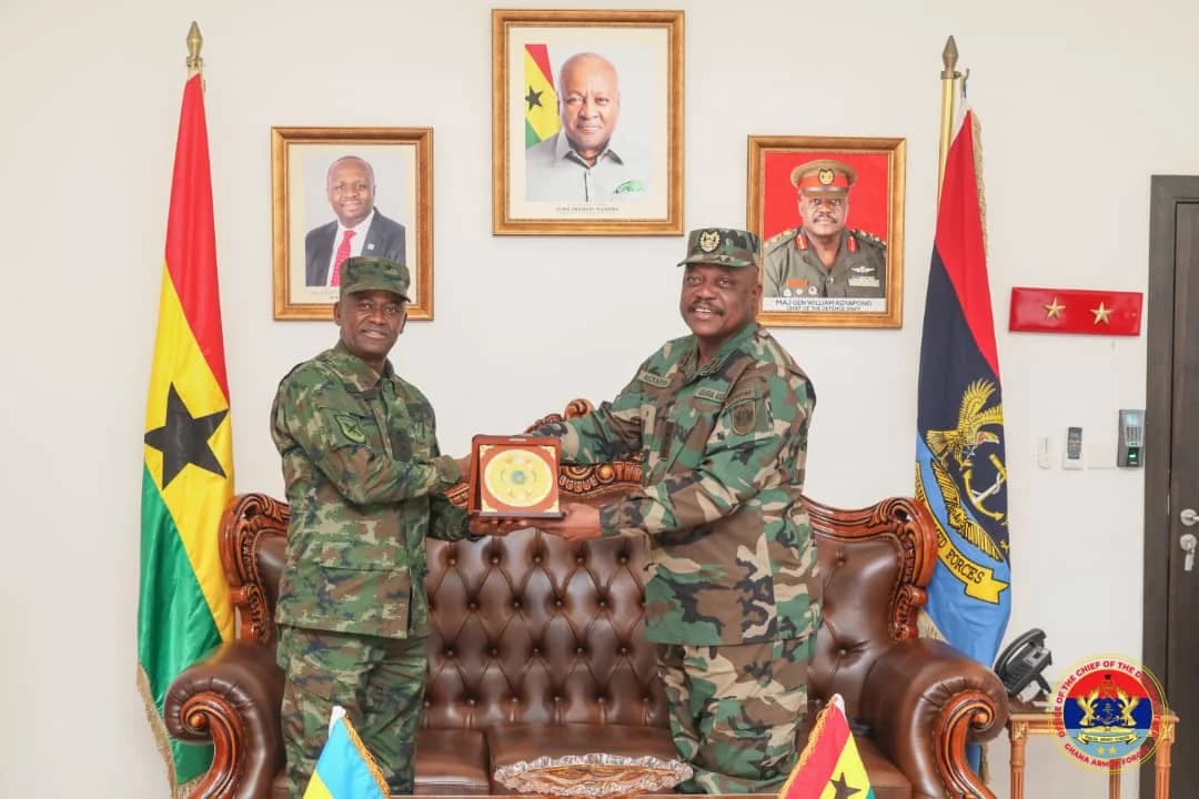 Rwanda, Ghana defence forces discuss strengthening cooperation