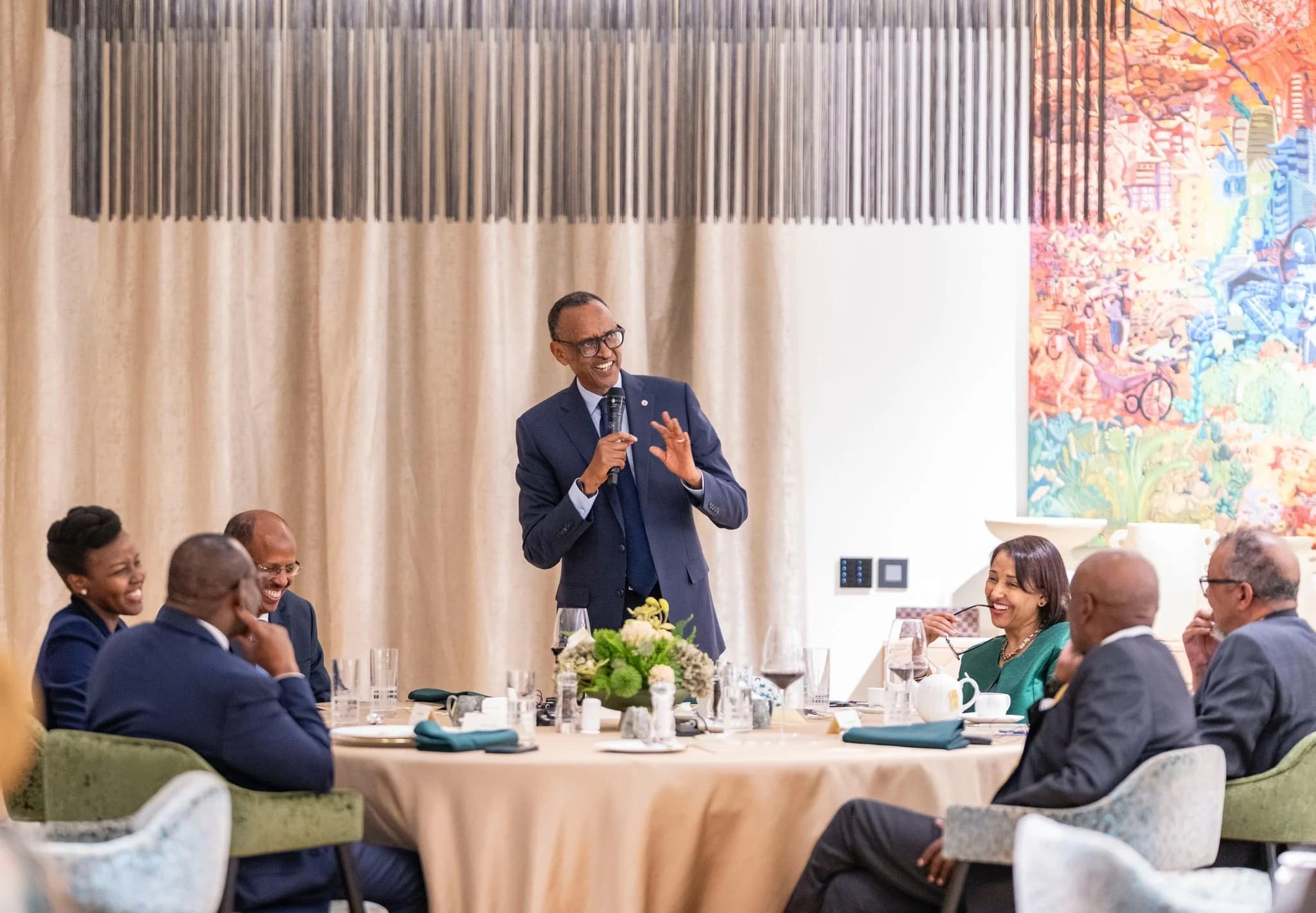 President Kagame attends dinner bringing together Africa’s ministers of health