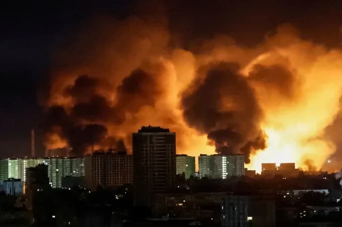 Kyiv hit by Russian Attack as Ukraine and Russia Swap Prisoners