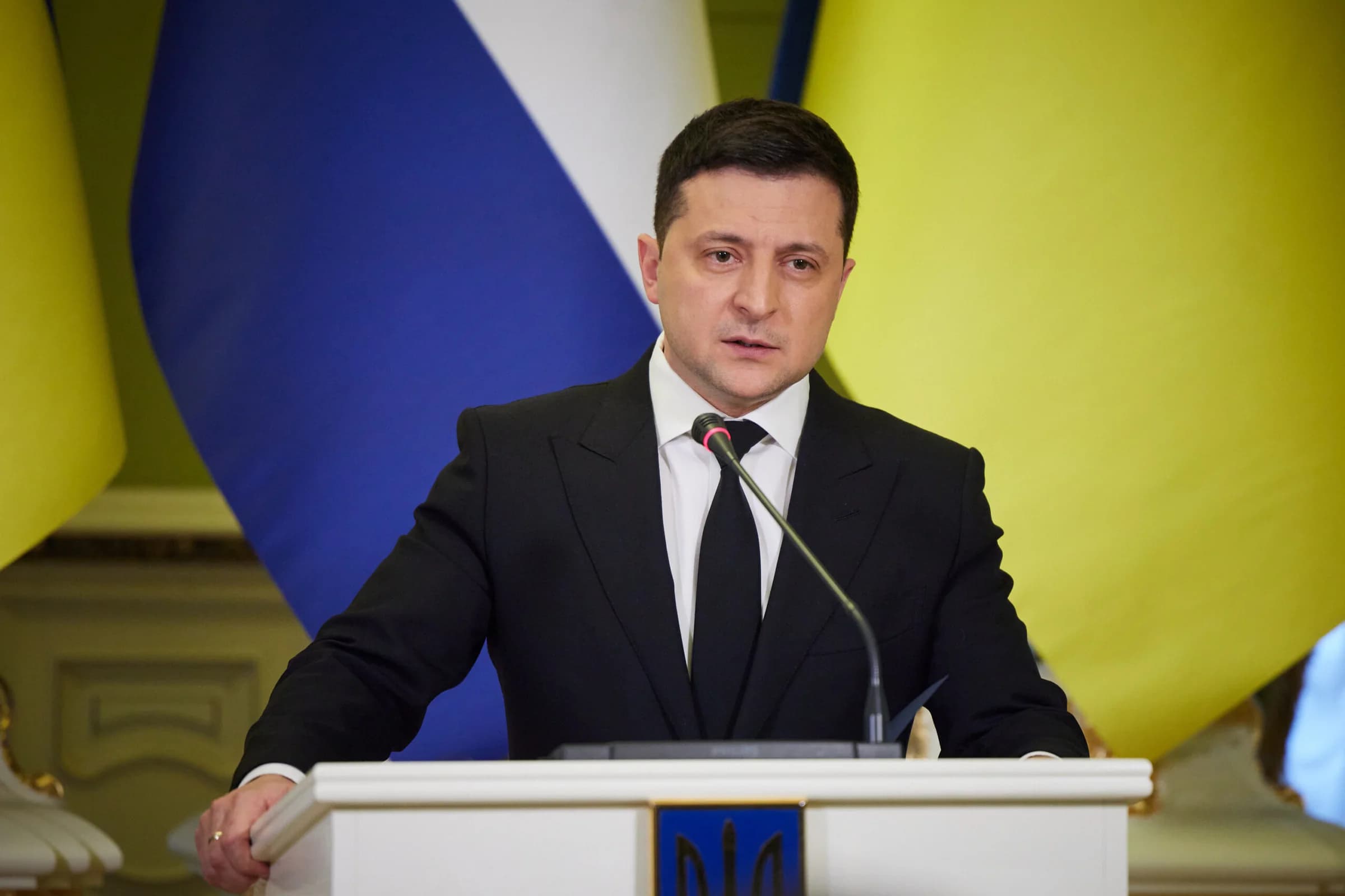 Zelensky calls Putin’s short truce a “Theatrical Performance”