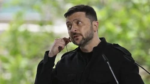 Call for Peace: Pope Leo XIV and Ukraine's President Zelensky speak by phone