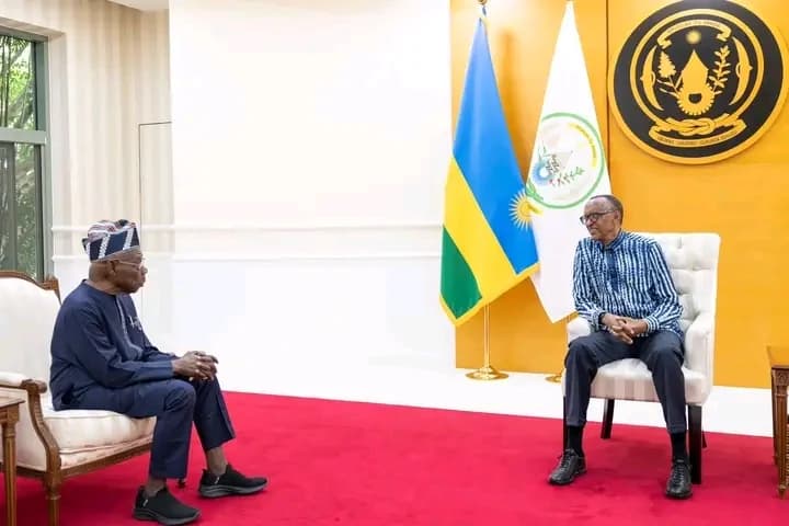 President Kagame receives former Nigerian President Olusegun Obasanjo