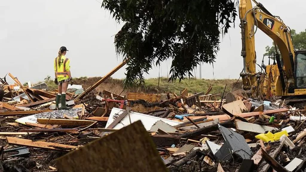 Texas floods: Death toll reaches 78, 41 still missing