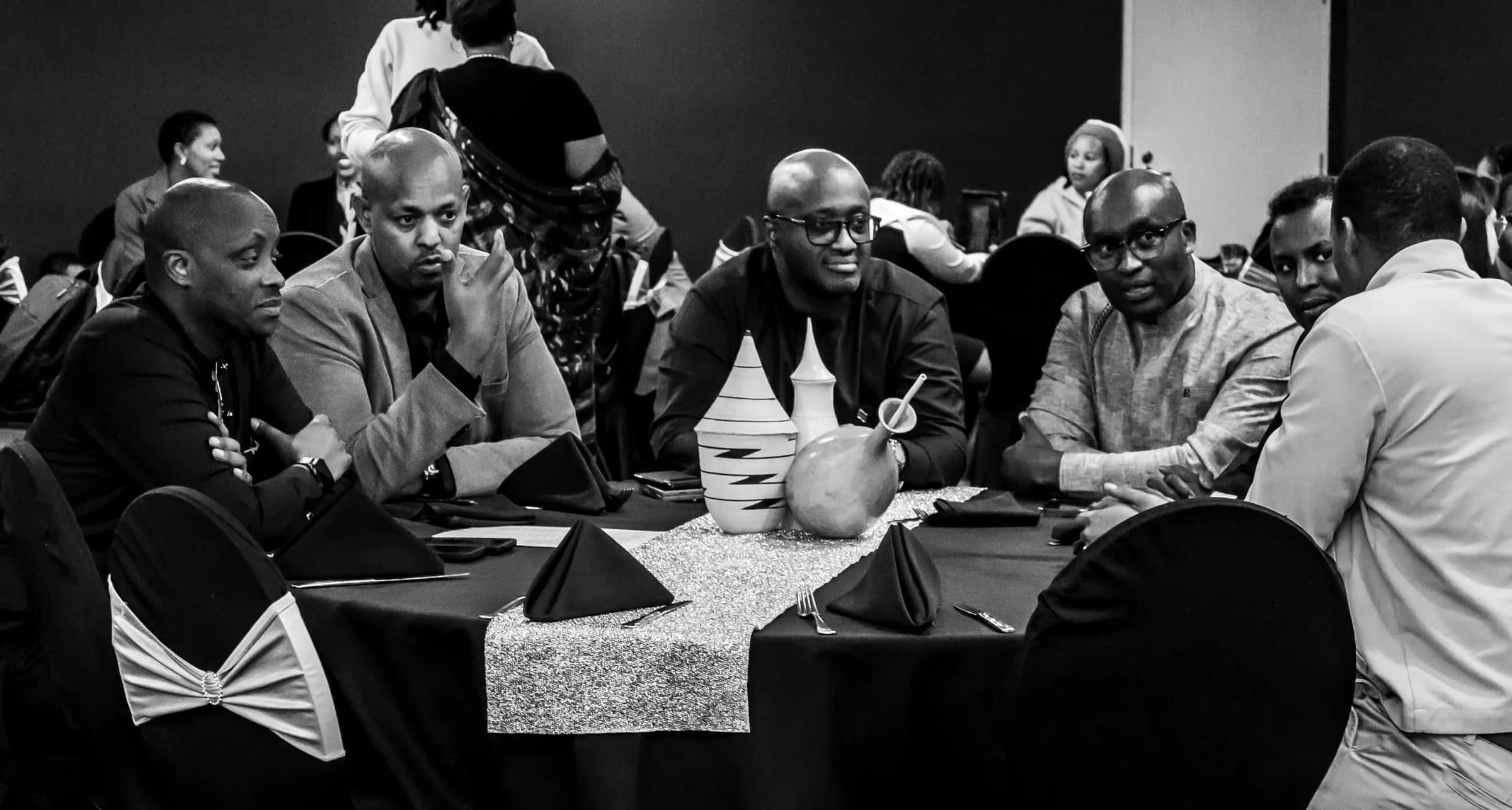 Minister Nduhungirehe meets Rwandan community in Brisbane