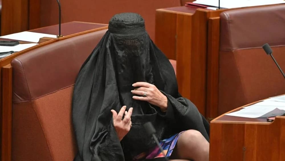 Australian Senator Pauline Hanson suspended for wearing Burqa in parliament