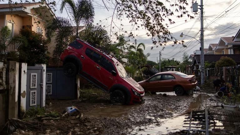 Typhoon Kalmaegi kills 188 in Philippines, five in Vietnam as storm moves west