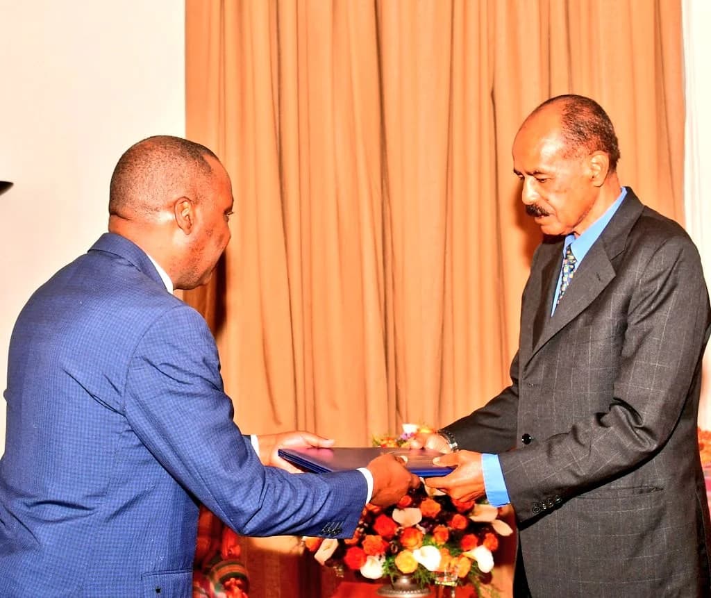 Ambassador Rwamucyo presents credentials to represent Rwanda in Eritrea