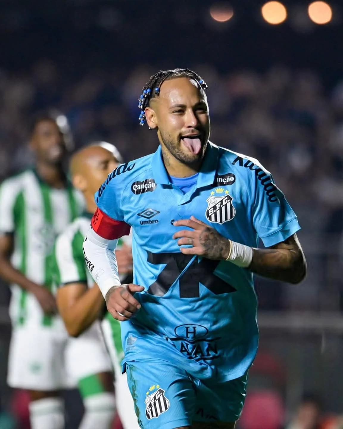 Neymar Delivers Stunning Hat Trick to Pull Santos Away From Relegation Zone