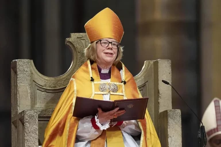 Dame Sarah Mullally Enthroned as First Female Archbishop of Canterbury