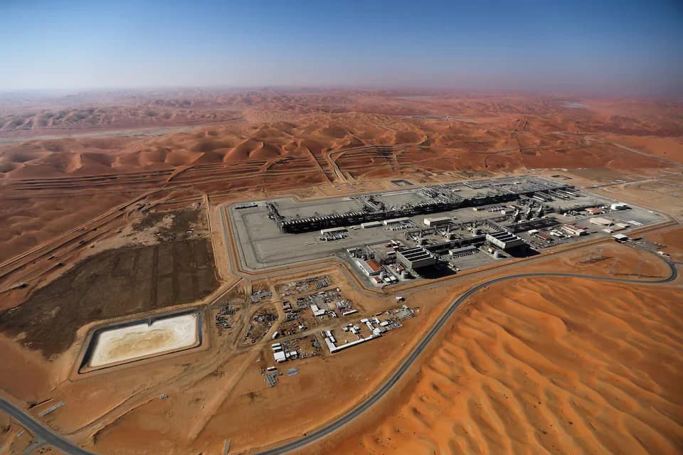 Oil Prices Hit Highest Level Since 2022 as U.S.-Israeli Strikes Keep Hormuz Closed
