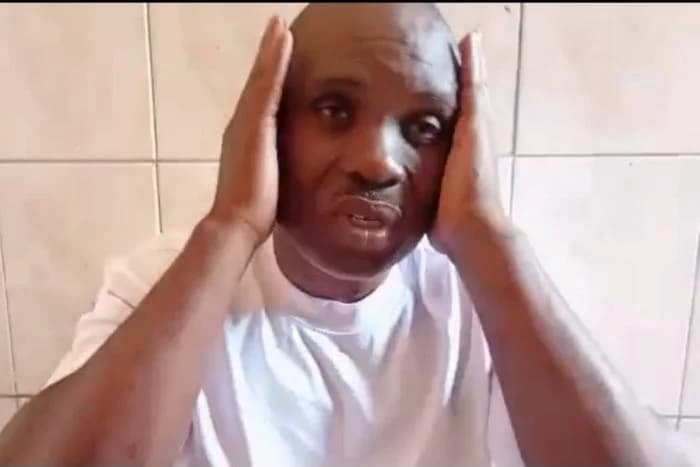 Muhoozi yemeye kurekura Erias Lukwago nyuma y’igitutu gikomeje kwiyongera