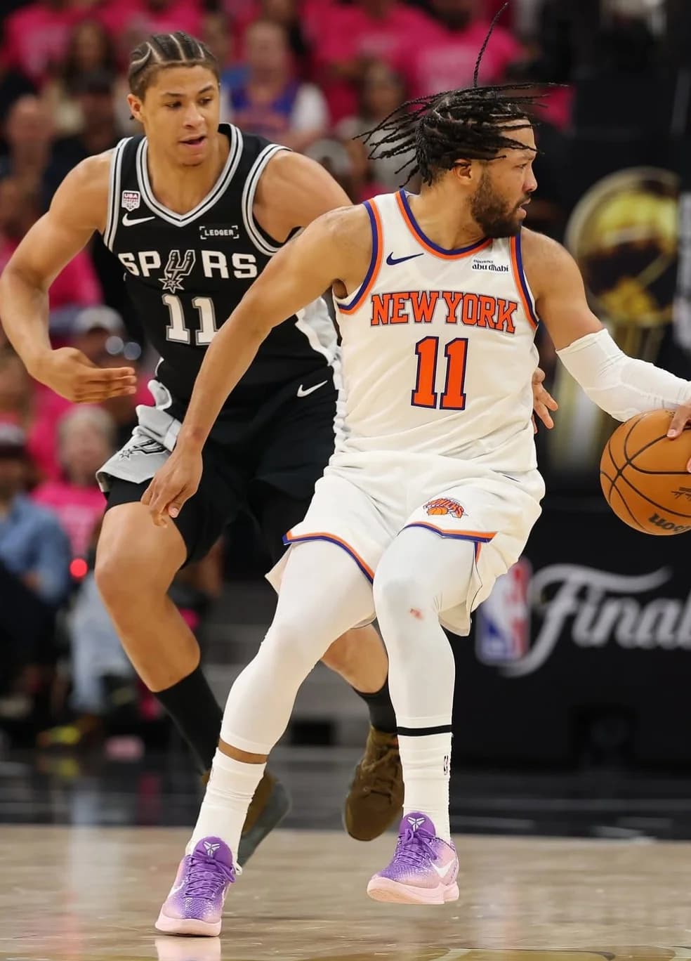 Knicks yatsinze Spurs mu mukino wa mbere wa NBA Finals nyuma yo kwigaranzura amanota 14