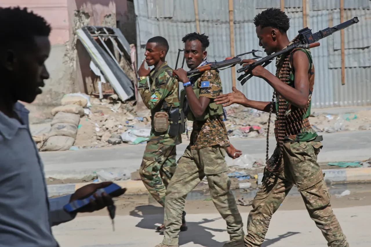Somalia troops, opposition militias clash in Mogadishu amid political tensions