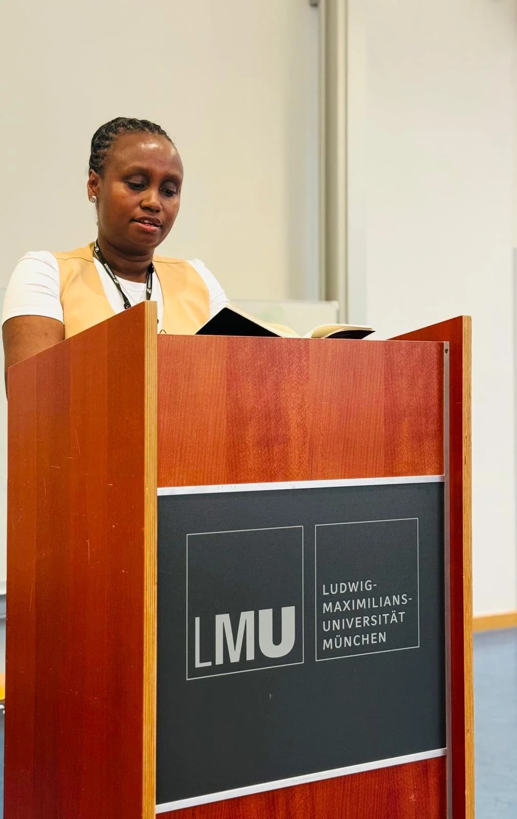Judence Kayitesi Shares Story of Survival, Resilience and Hope at LMU Munich
