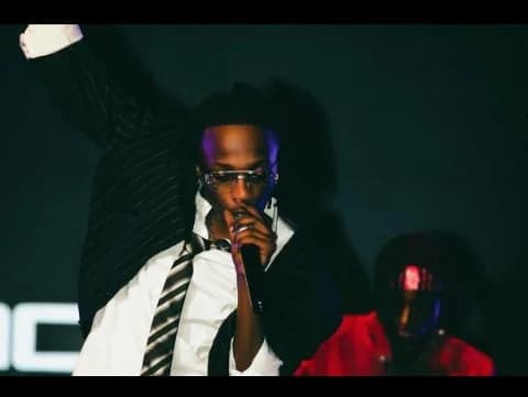 Diez Dola yaciye amarenga yo kuba afite umwana