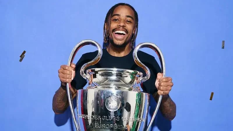 Liverpool Target £100m Move for PSG Star Bradley Barcola as Reds Seek New Attacking Leader