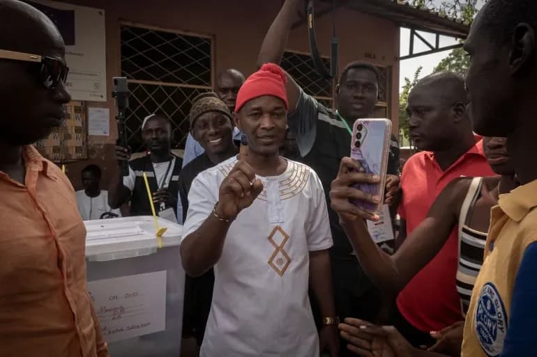 Guinea-Bissau: Abaturage Bagiye Guhitamo niba Perezida Yongerwa Ububasha