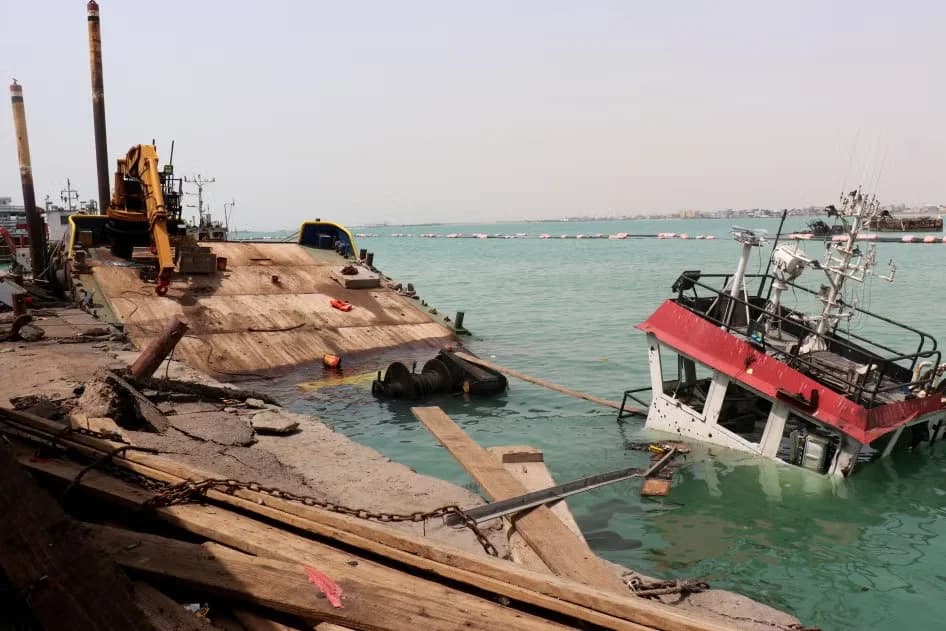 Houthi Attacks on Commercial Ships May Constitute War Crimes, HRW Says