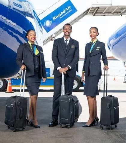 Abakozi ba RwandAir begukanye igihembo gikomeye muri Afurika.