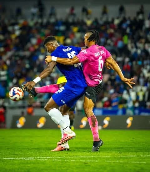 APR FC na Rayon Sports zatsindiwe i Kigali, abafana banenga imikinire n’abatoza