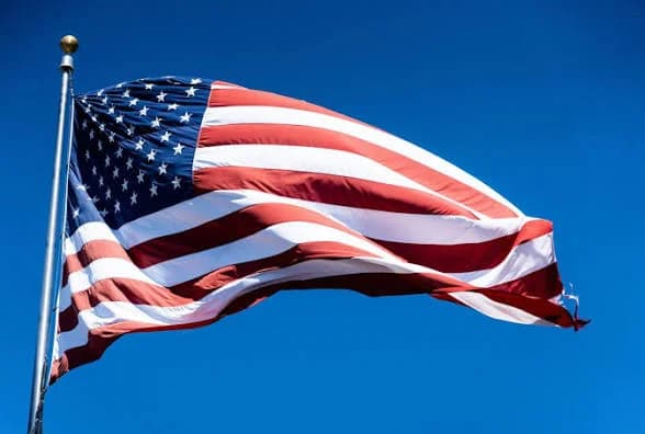 Leta 8 za Amerika zareze OpenAI