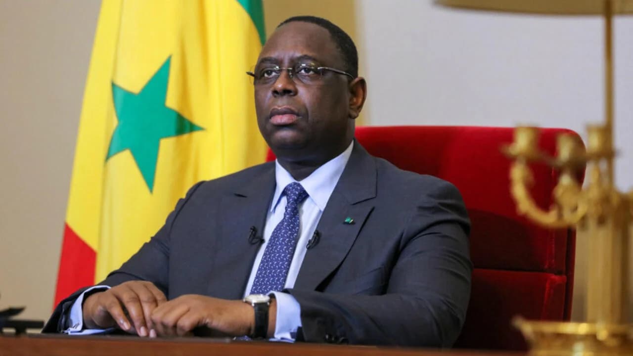 Senegal's president drops campaign vow, sticks to seven-year term - France 24